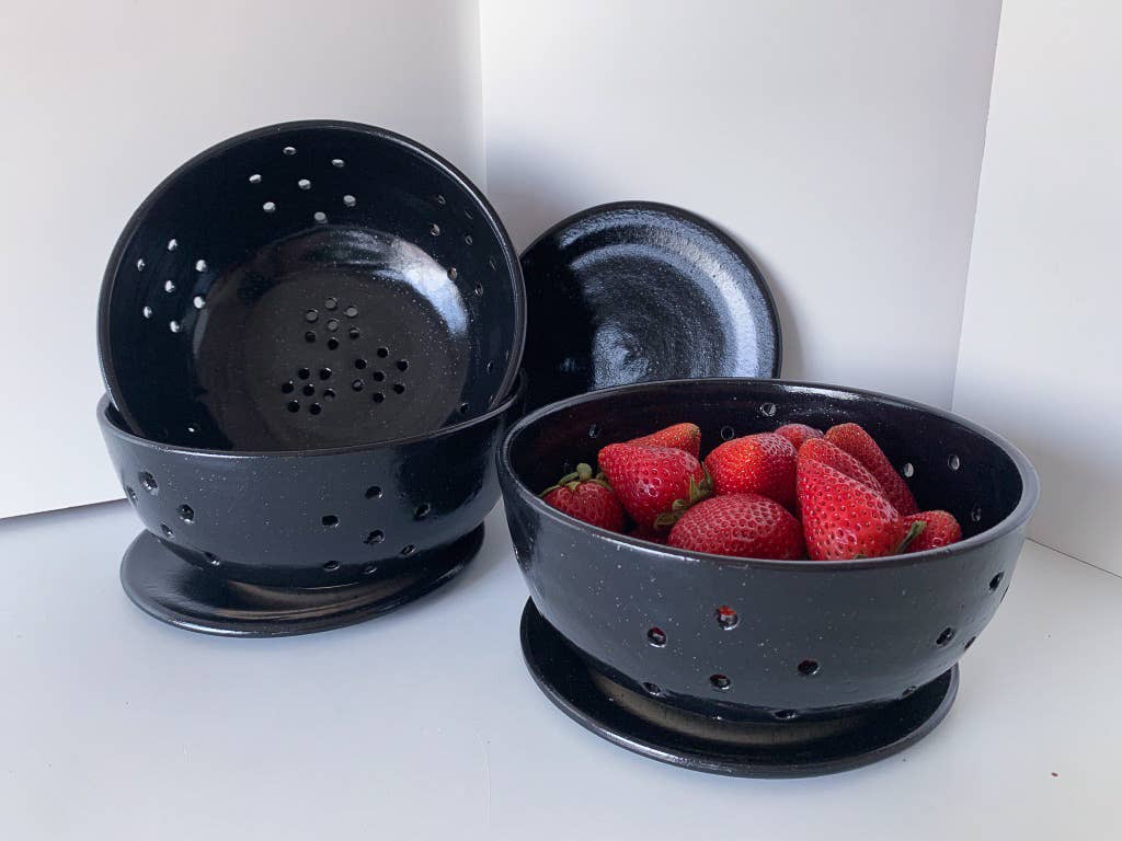 Large Berry Bowl With Dish