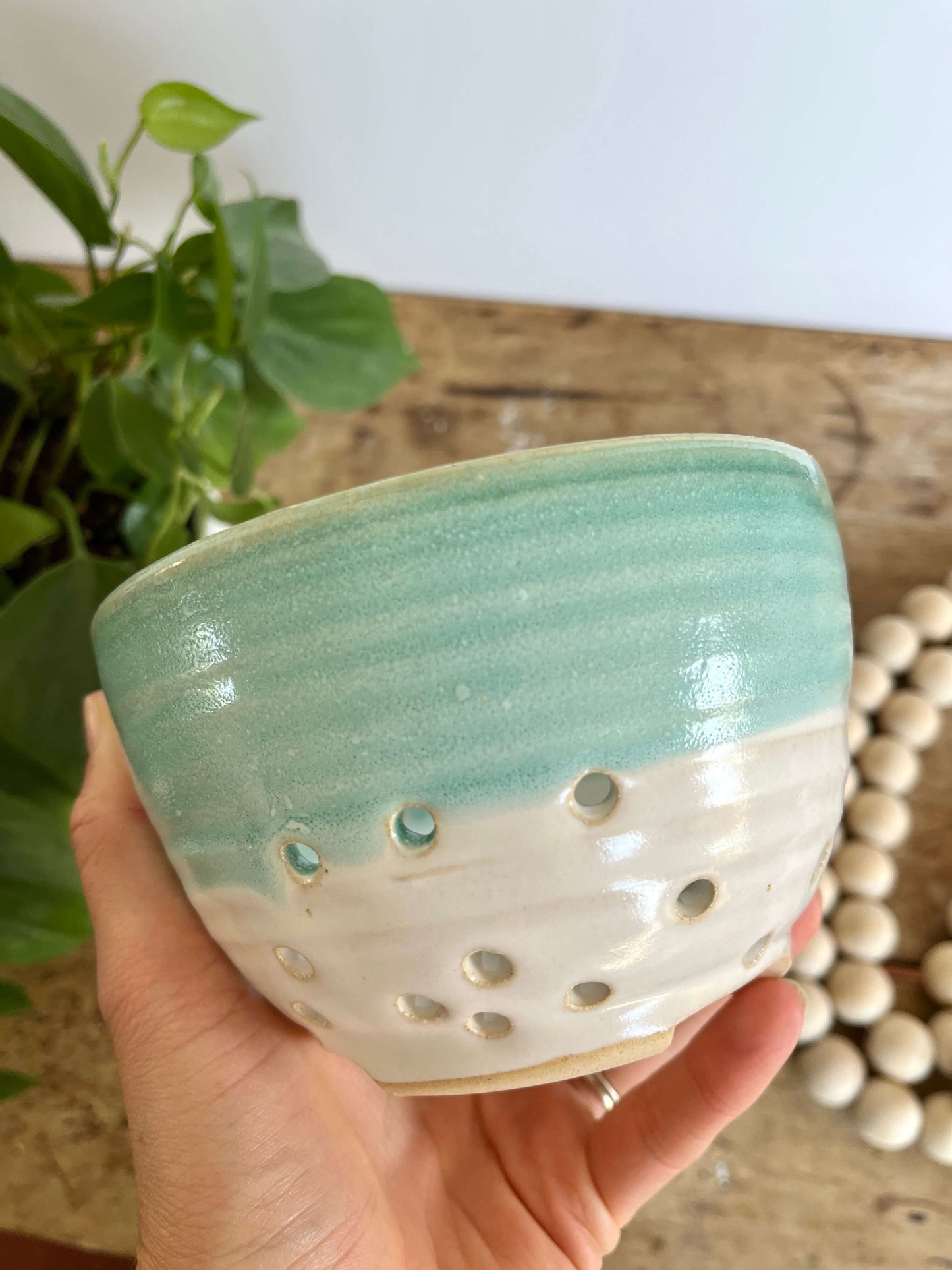 Classic Summer Berry Bowl With Saucer - Ceramic Colander