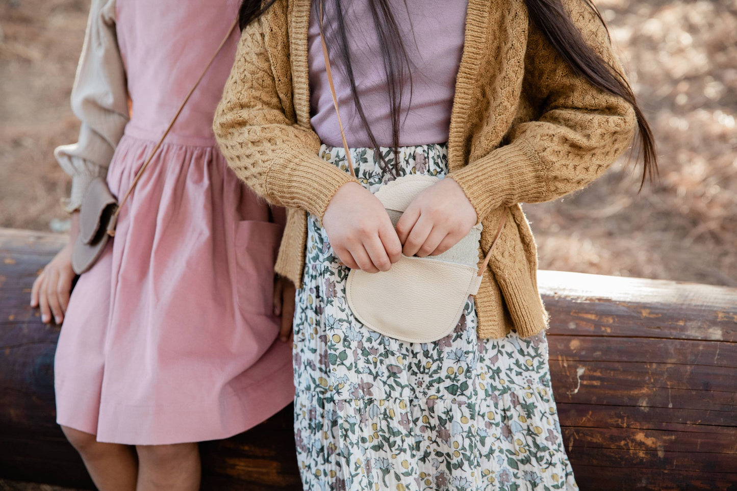 Little Girl Scalloped Leather Purse in Caramel