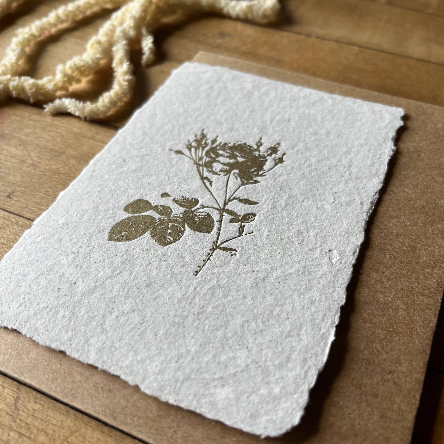 Bat Flower Press - Gold rose handmade greeting card : Kraft