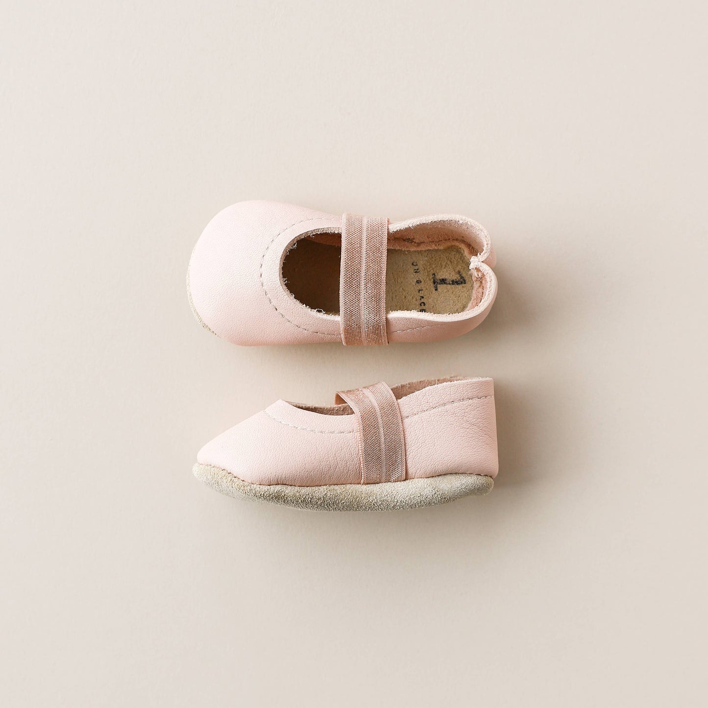 Baby Leather Mary Janes in Light Pink | Baby Girl Shoes