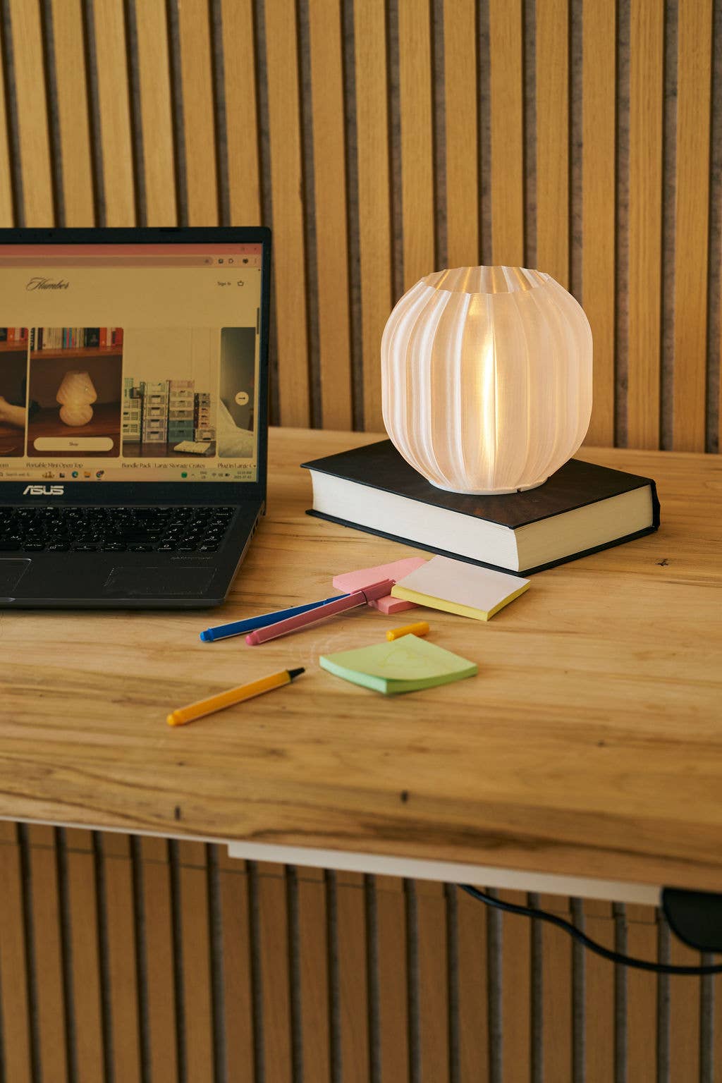 Humber - Mini Lantern Portable Lamp, Wireless and Rechargeable: Warm White