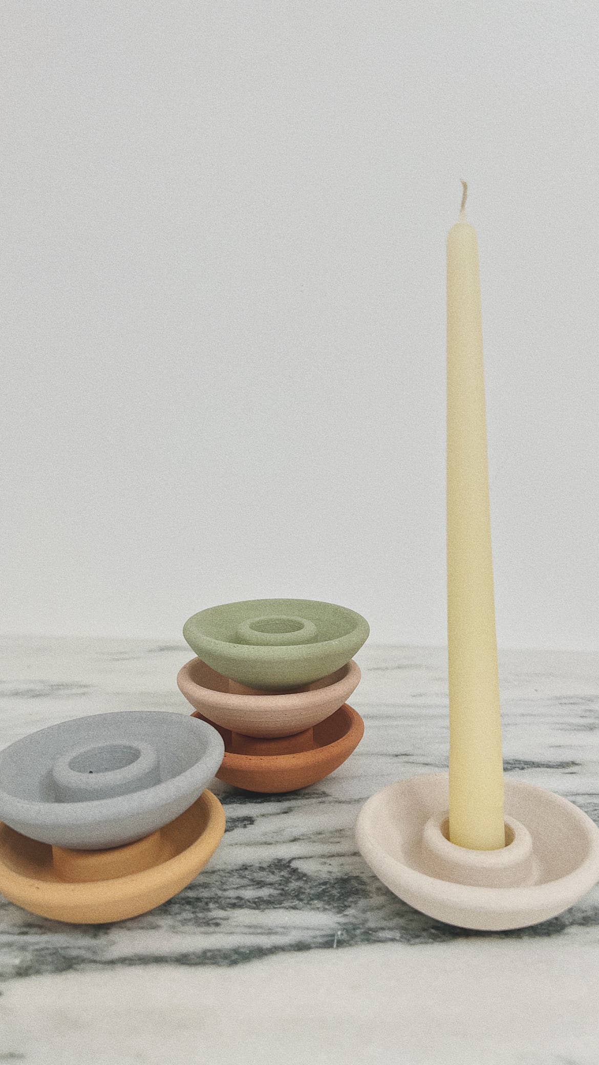 Saucer candle holder