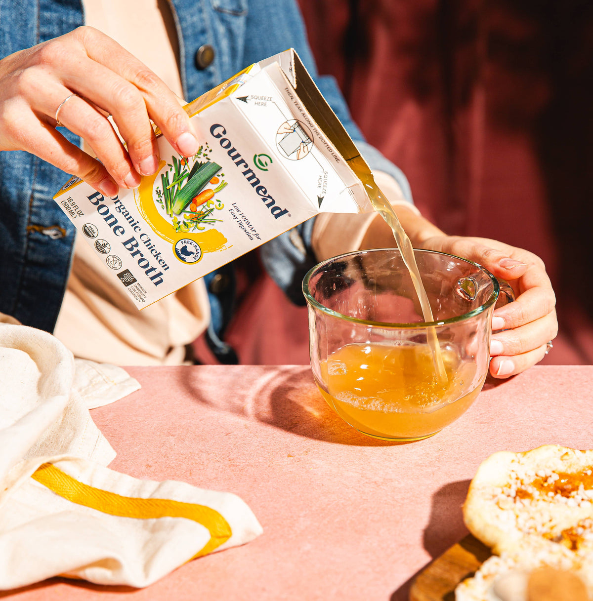 Gourmend Foods - Chicken Bone Broth (Organic, Low FODMAP, Unsalted)