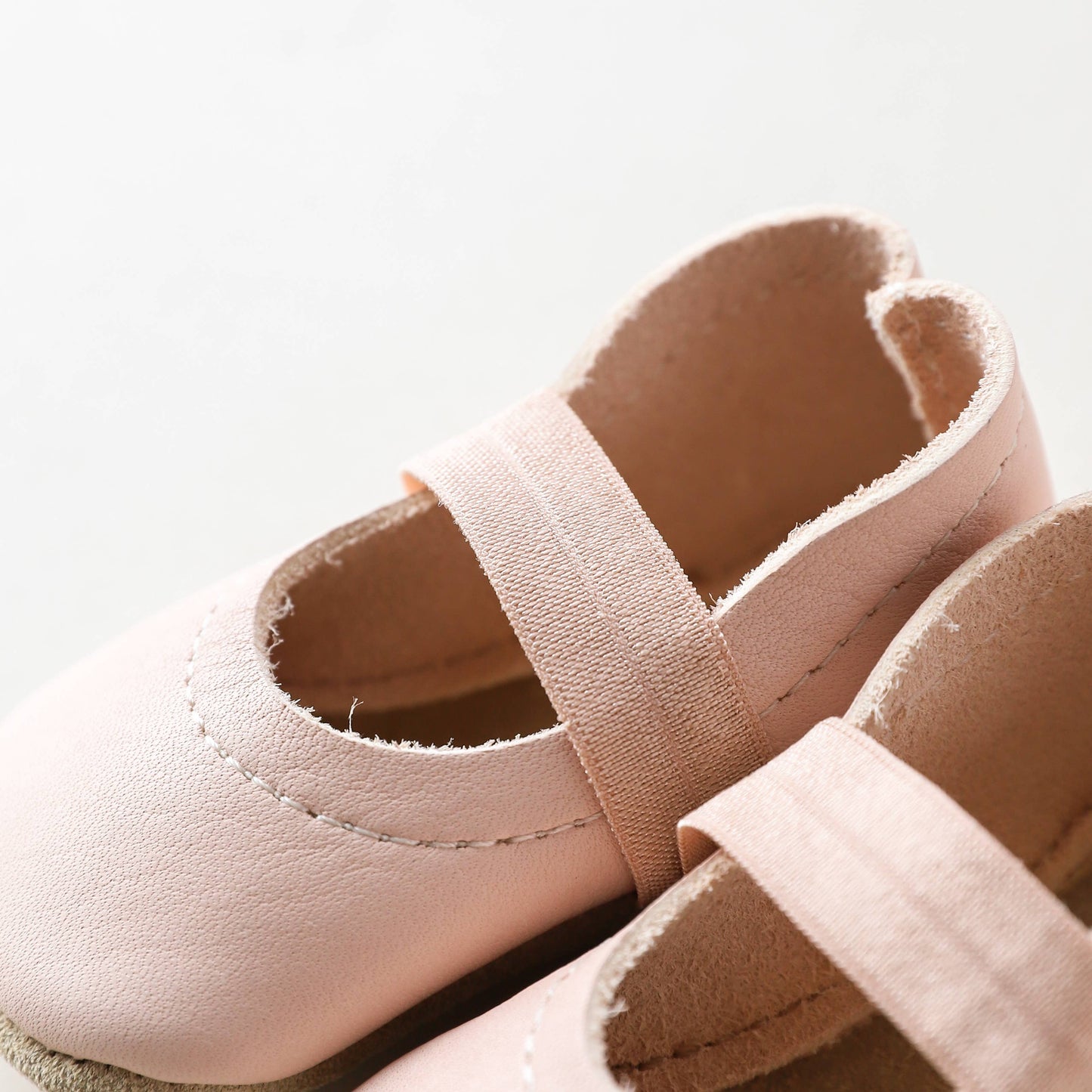 Baby Leather Mary Janes in Light Pink | Baby Girl Shoes