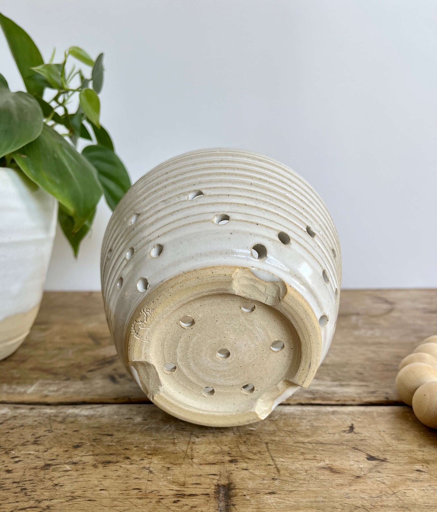 Classic Summer Berry Bowl With Saucer - Ceramic Colander