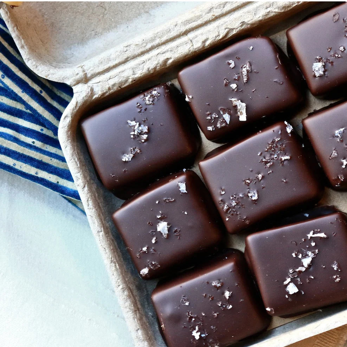 caramels 38 milk chocolate covered salted 4 piece_2