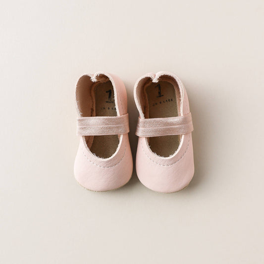 Baby Leather Mary Janes in Light Pink | Baby Girl Shoes