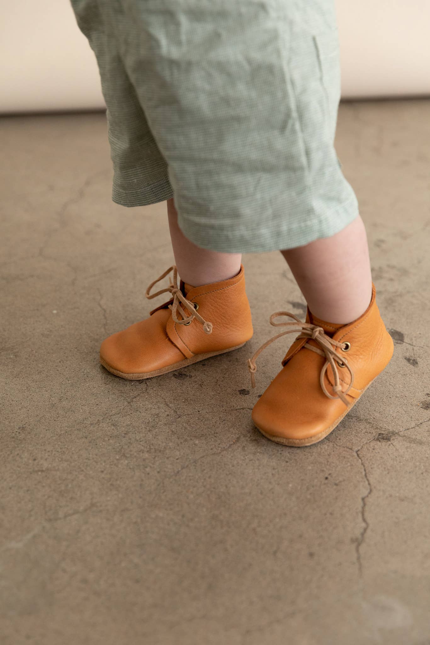 Baby Leather Boots in Ginger | Neutral Baby Shoes