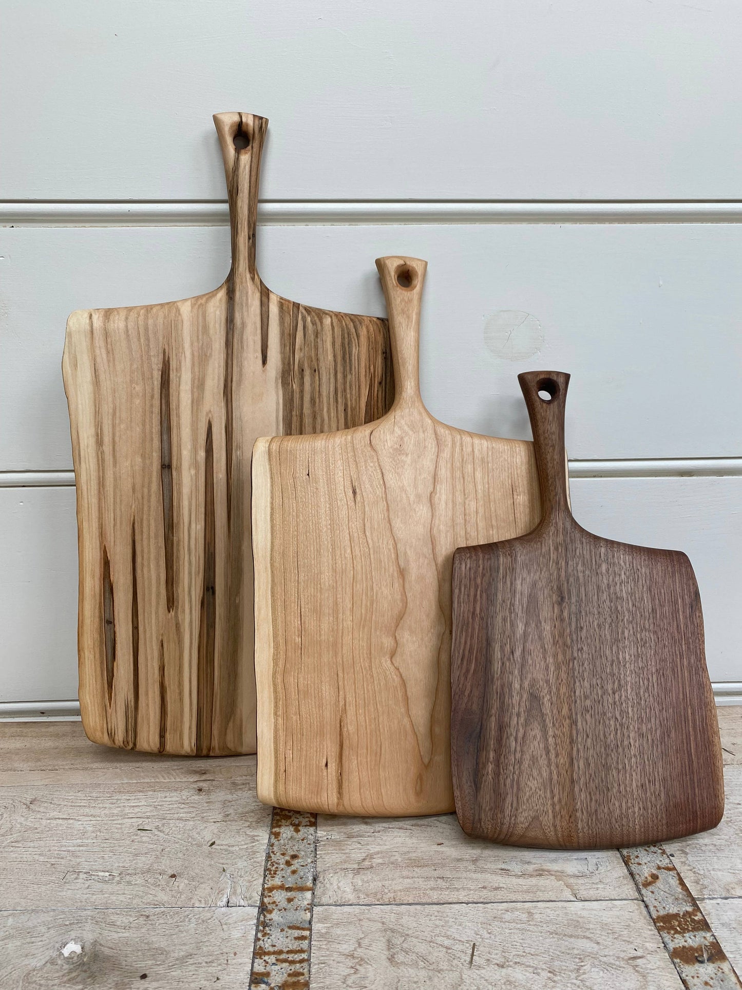 21" BLACK WALNUT SERVING BOARD W/ HANDLE