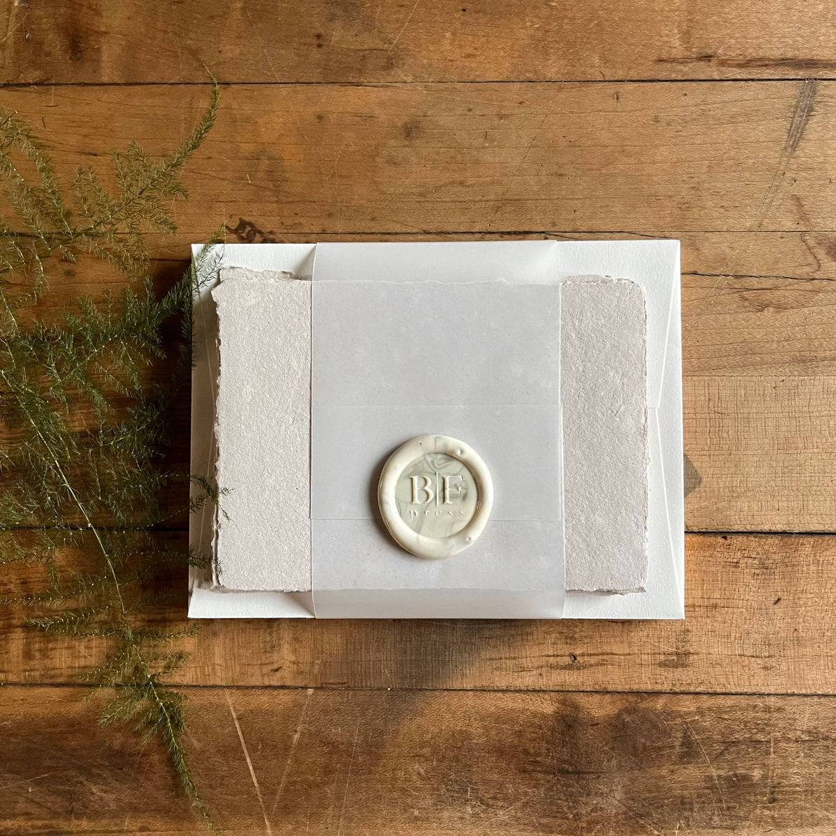 mini set of cards with envelopes moss gold off white_19