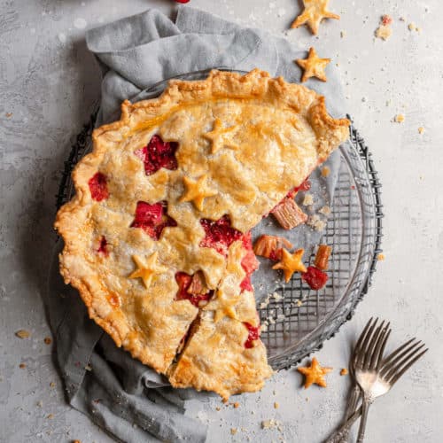 Pie, Strawberry Rhubarb (Frozen, Unbaked)